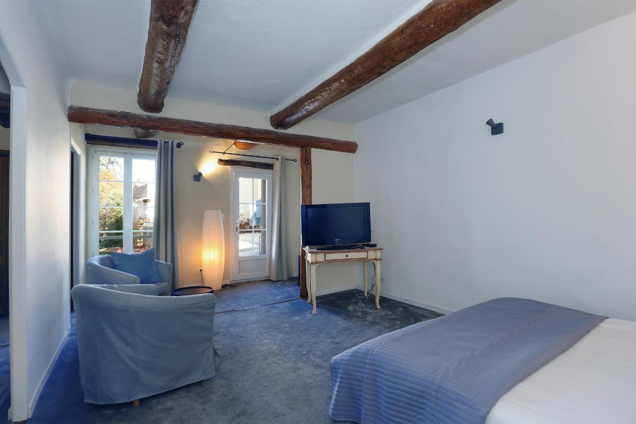 Le Cheval Blanc Bed & Breakfast La Bastide-des-Jourdans Ngoại thất bức ảnh